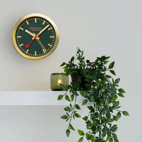 Mini horloge et réveil Mondaine – Image 2
